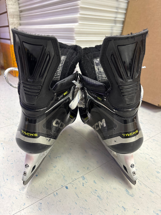Used CCM Tacks XF90 Size 4.0R Skates