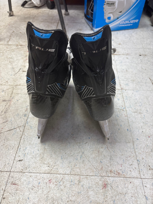 Used True TF9 Player Skates Size 4.5R