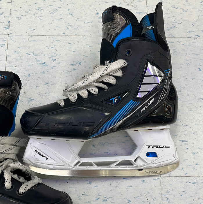 Used True TF7 7D Player Skates