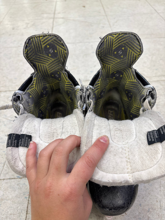 Used Bauer Supreme M40 Size 2.0 D Skates