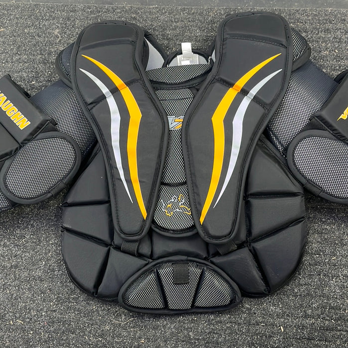 Used Vaughn Velocity V7 Youth Medium/Large Chest Protector