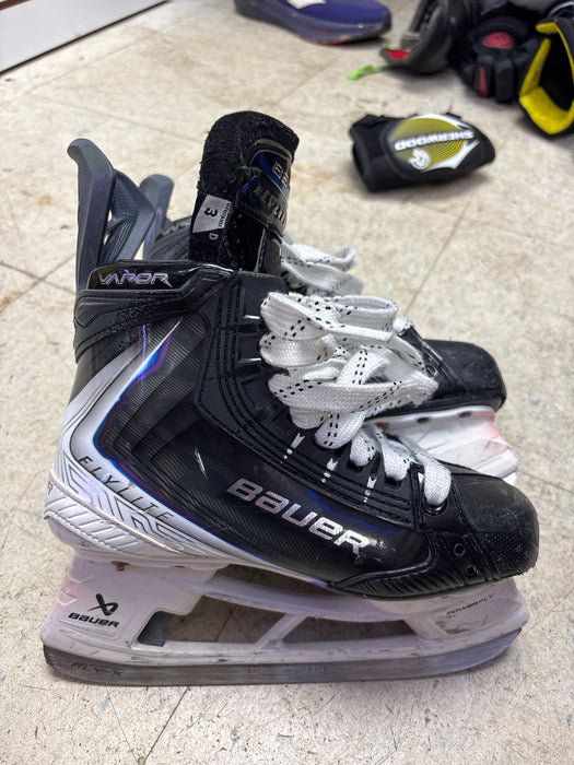Used Bauer Vapor Flylite Size 3.0D Skates