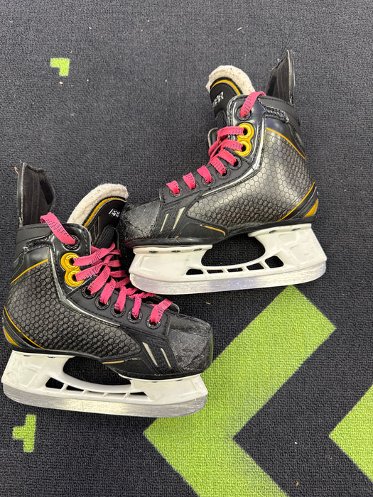 Used Bauer Supreme 10.5Y Player Skates