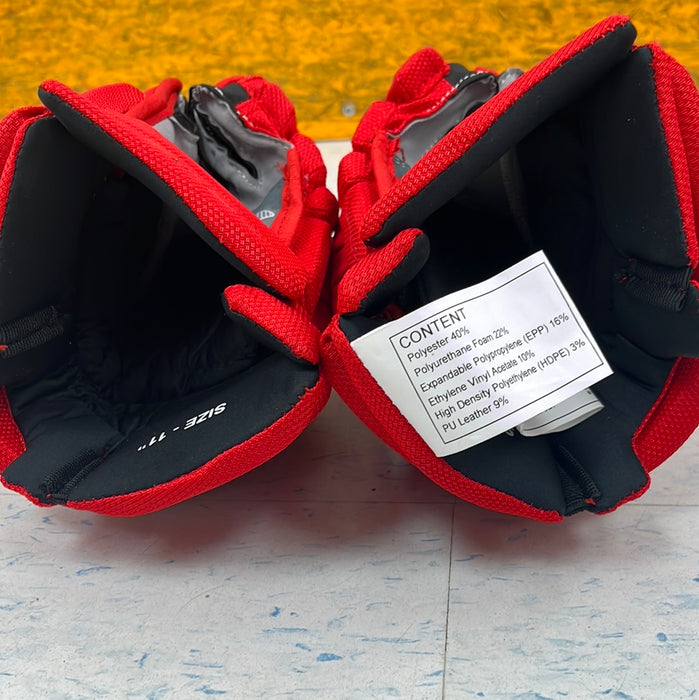 Used True A4.5 11” Player Gloves