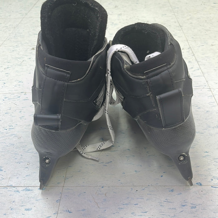 Used True Custom One Piece Size 10 Goal Skates