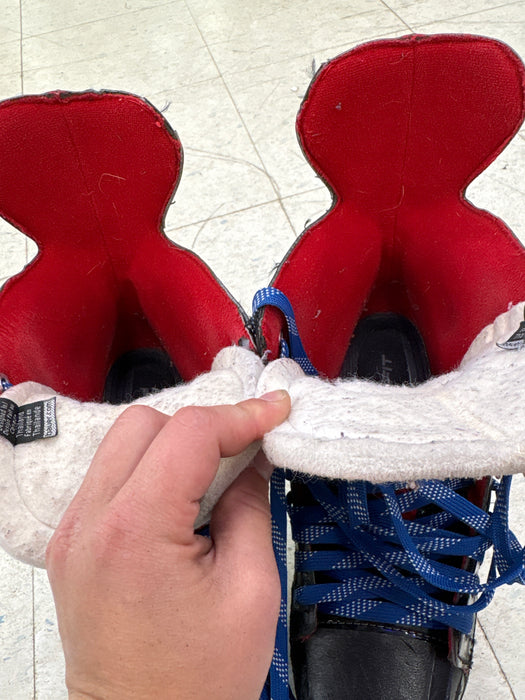 Used Bauer Vapor X600 Size 7.0 D Skates