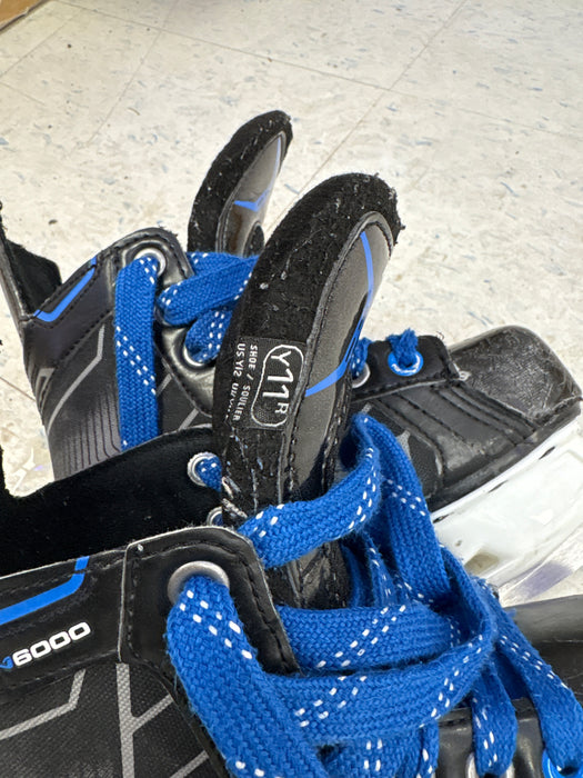 Used Bauer Nexus Youth 11 D Player Skates