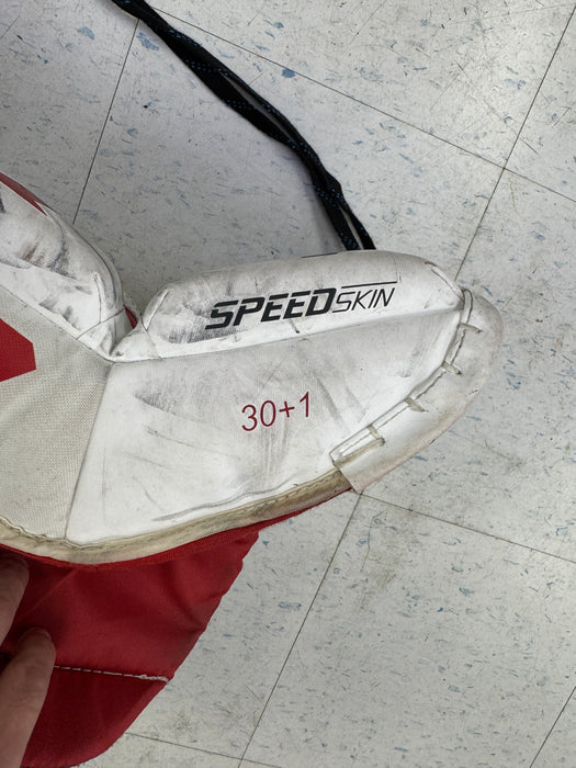 Used CCM E4.5 Leg Pads 30+1