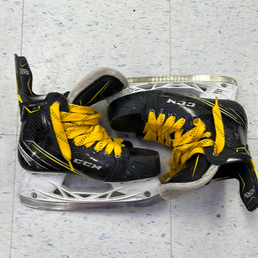 Used CCM Tacks AS1 Size 5.5 Player Skates