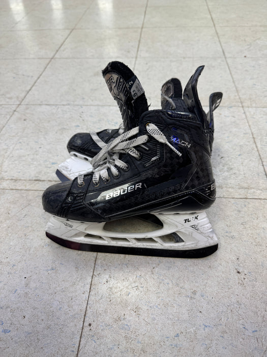 Used Bauer Supreme MACH Skates 5.5 Fit 2
