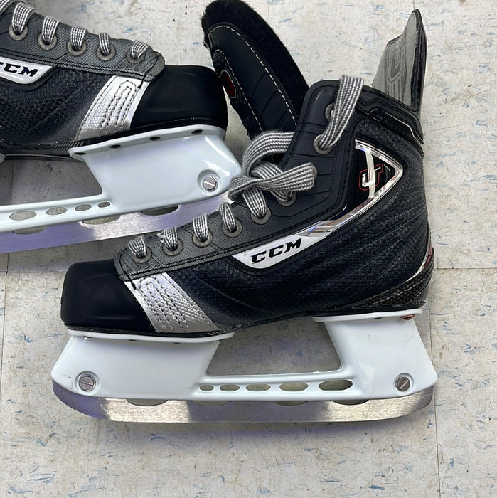 Used CCM U+ 08 2.5D Player Skates