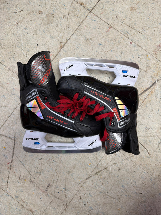 Used True Hzrdus 5x Size 1.5R Skates