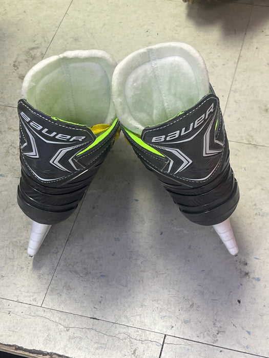 Used Bauer XLS Size 3 Skates