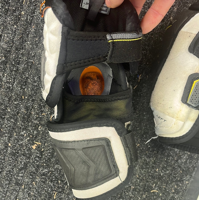 Used CCM Tacks Ultra Junior Large Elbow Pads