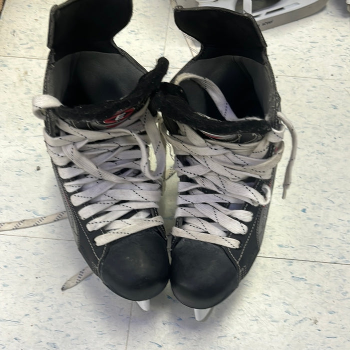 Used Easton Synergy 500 Size 7 Player Skates