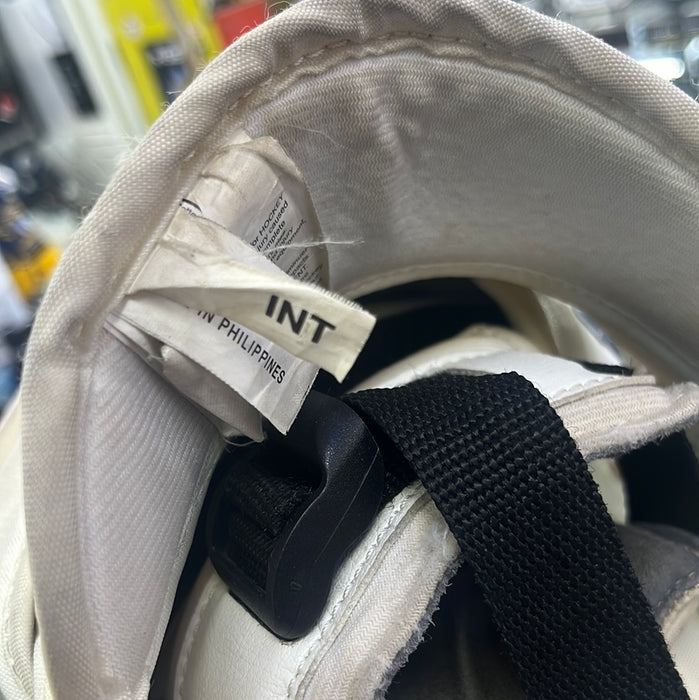 Used Brian’s Optik X2 Intermediate Catcher