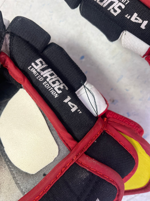 Used Warrior Surge 14" Gloves