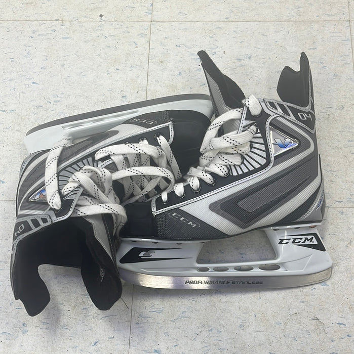 Used CCM Vector 04 Size 5 Player Skates