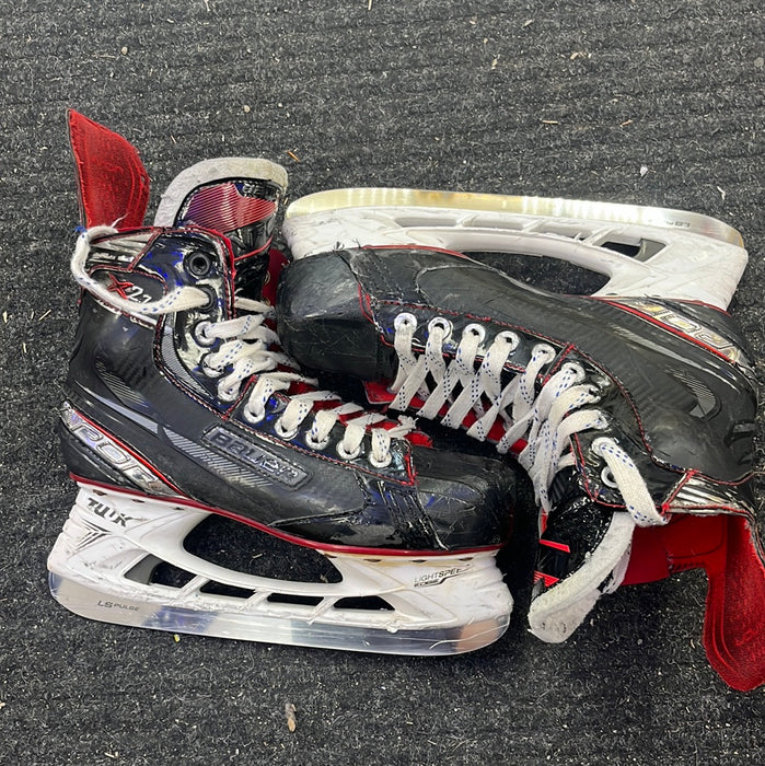 Used Bauer Vapor X2.7 Size 8.5 Player Skates