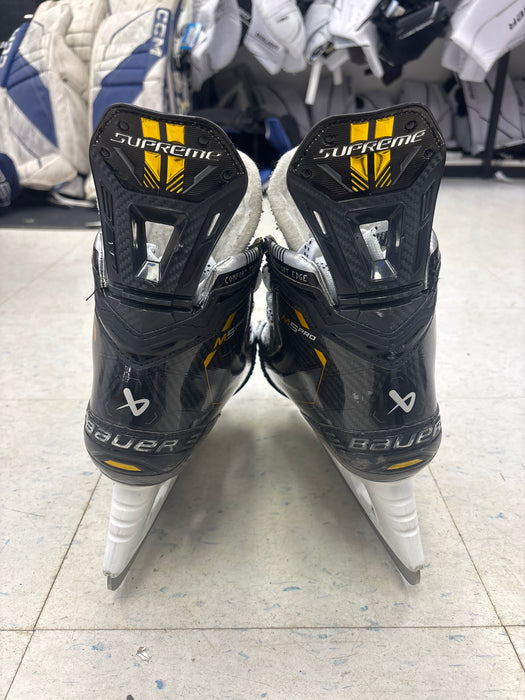 Used Bauer Supreme M5 Pro Senior Size 7 Fit 1