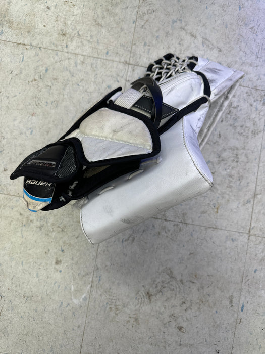 Used Bauer Supreme S29 Intermediate Catcher