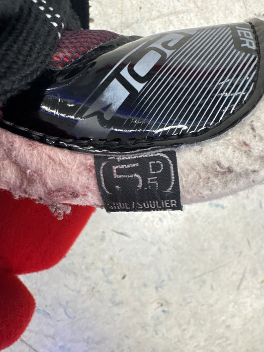 Used Bauer Vapor X2.7 Goalie Skates Size 5.5D