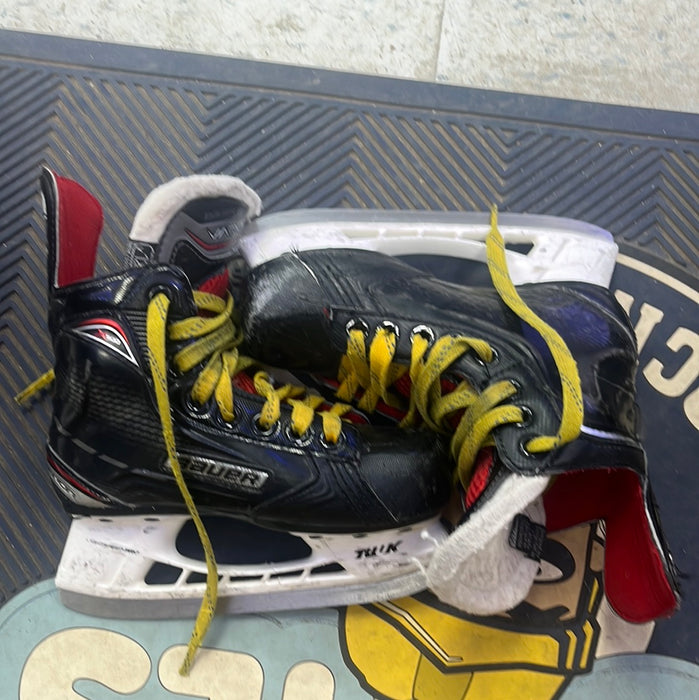 Used Bauer Vapor X500 Size 12 Youth Player Skates