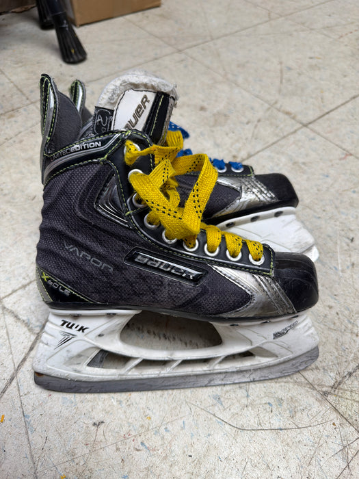 Used Bauer Vapor X60LE Size 2.0D Skates