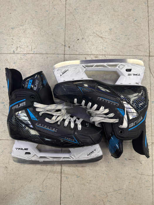 Used True Catalyst 3X4 Skates Size 8.0R