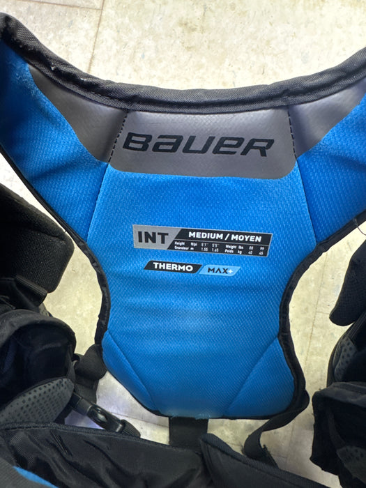 Used Bauer Elite Intermediate Medium Chest Protector