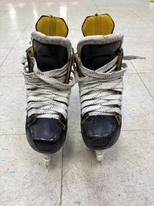 Used Bauer Supreme S160 Size 2.5 D Skate