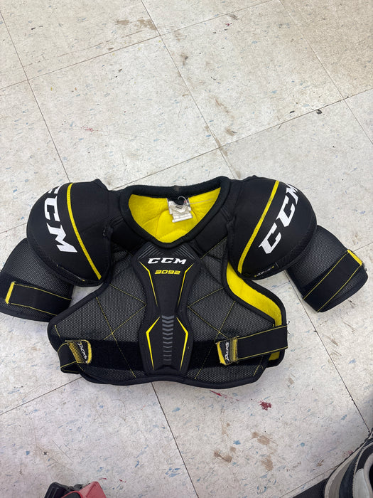 Used CCM Tacks 3092 Junior Large Shoulder Pads