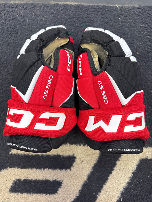 Used CCM As580 11” Player Gloves