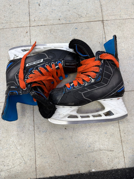 Used Bauer Nexus Size 5.5 EE Skates