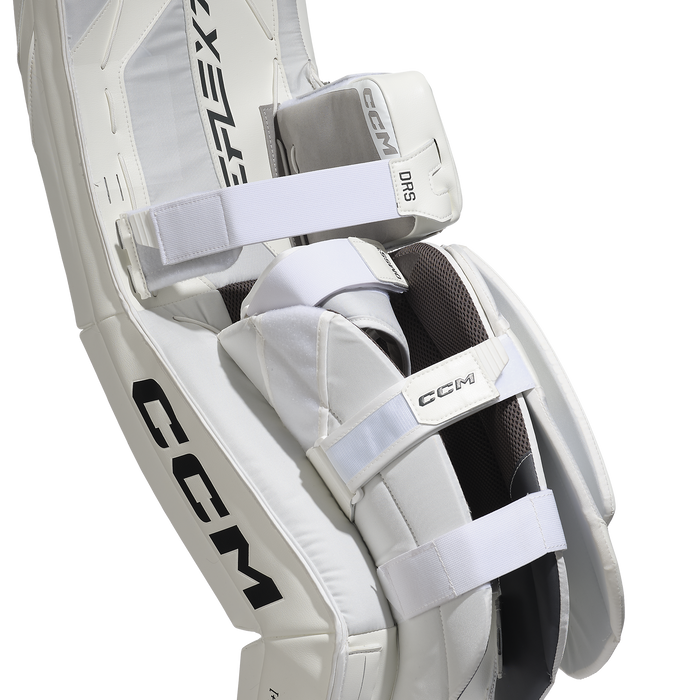 CCM EFLEX 7.9 Goalie Leg Pads Intermediate