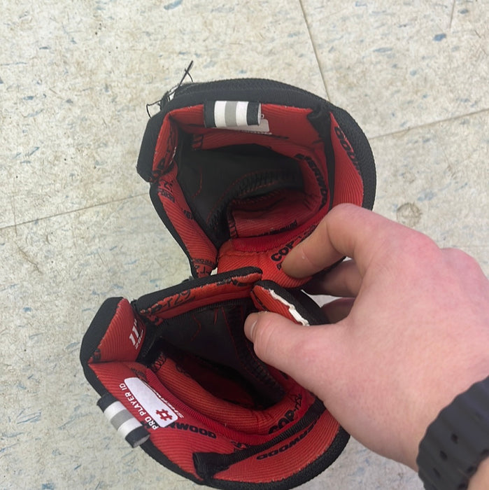 Used Sherwood Code 11” Gloves