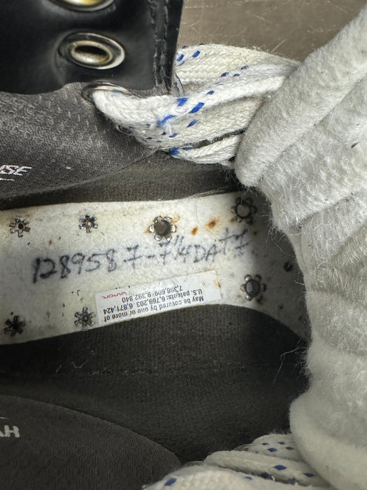 Used Bauer Hyperlite Skates Size 7.25D - B. Kruse