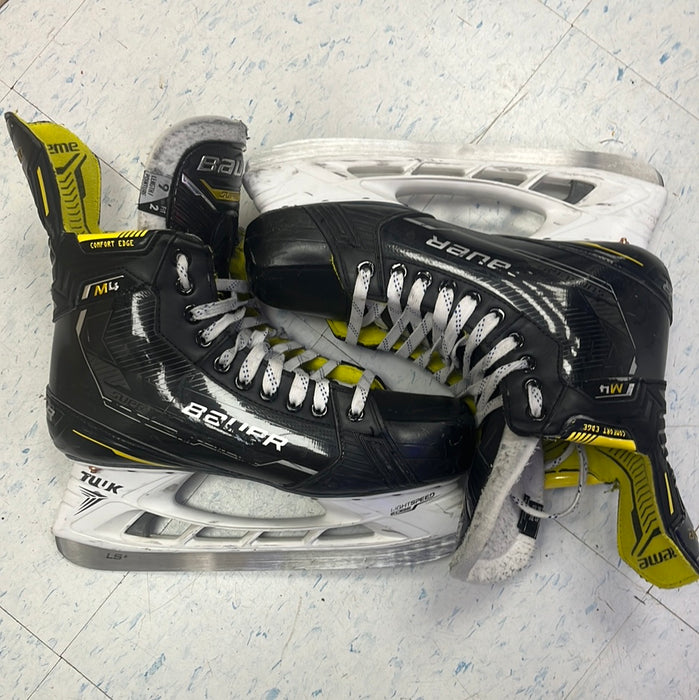 Used Bauer Supreme M4 Size 9 Skates