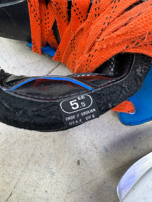 Used Bauer Nexus Size 5.5 EE Skates