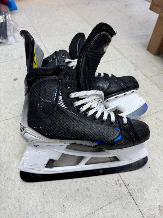 Used Bauer HyperLite2 Timothy Liljegren Leafs Pro Stock Skates Size 8E