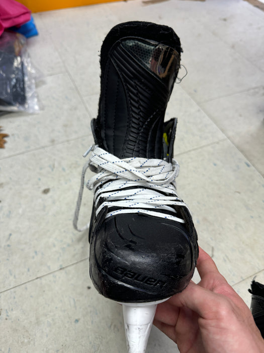 Used Bauer HyperLite2 Timothy Liljegren Leafs Pro Stock Skates Size 8E