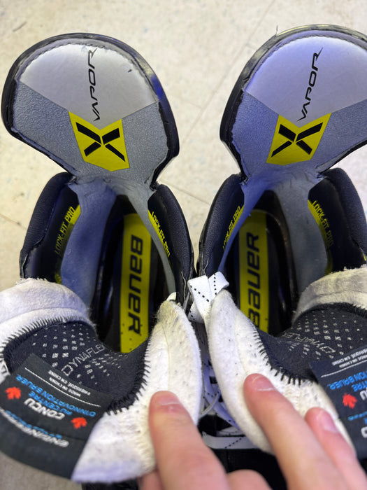 Used Bauer Hyperlite2 Pro Stock Skates Size 10.5