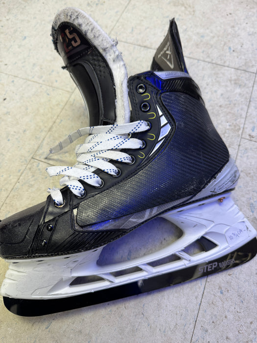 Used Bauer Hyperlite Pro Stock Skates Size 10.75