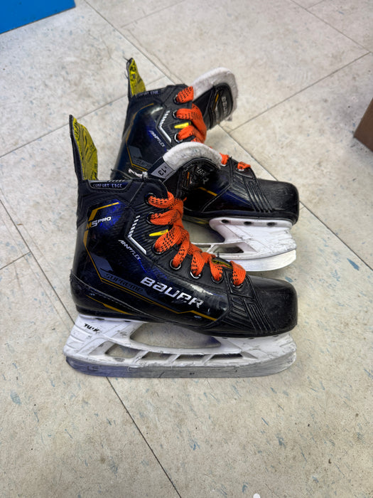 Used Bauer M5 Pro Skates Youth 13.0