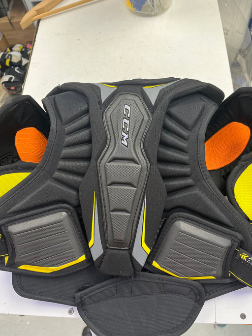 Used CCM Tacks 9080 Junior Medium Shoulder Pads
