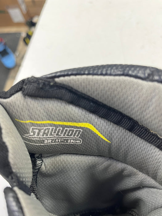 Used STX Pureform 500 11" Player Gloves