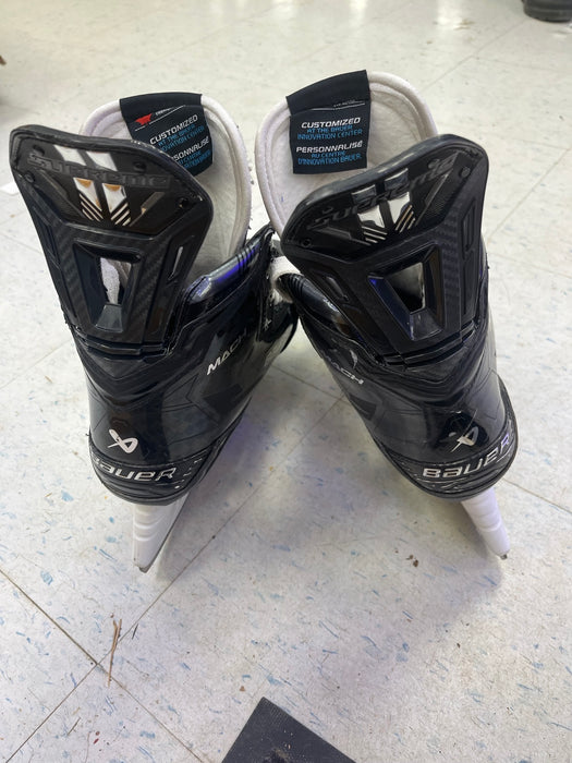 Used Bauer Mach Skates Size 10.0D - D. Kampf