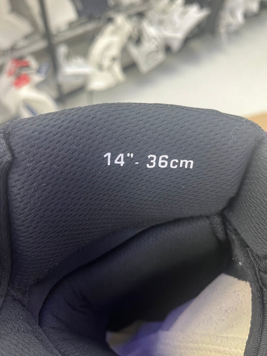 Used Bauer Hyperlite "Ducks" Pro Stock 14" Gloves