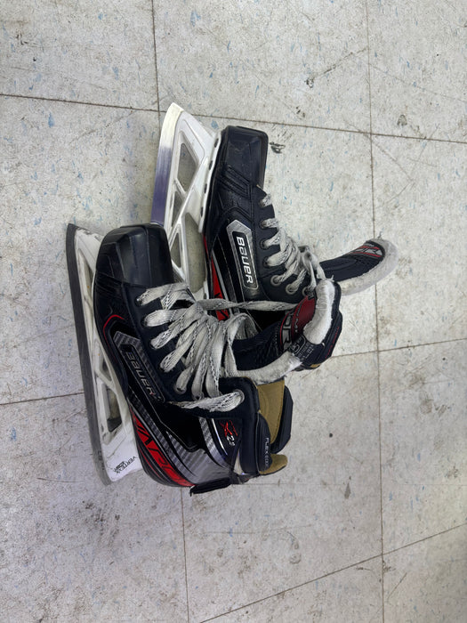 Used Bauer X2.9 Goal skates Intermediate 5 EE