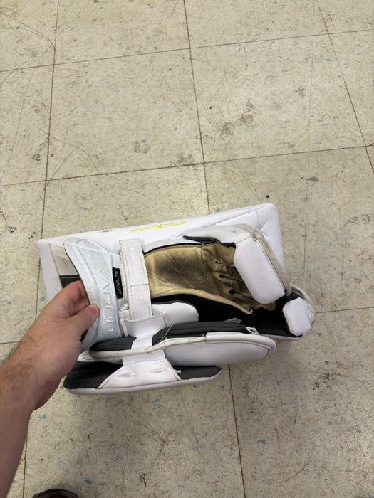 Used Bauer X5 pro goalie blocker Senior
